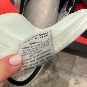 Nike Mens Air Jordan Mid I